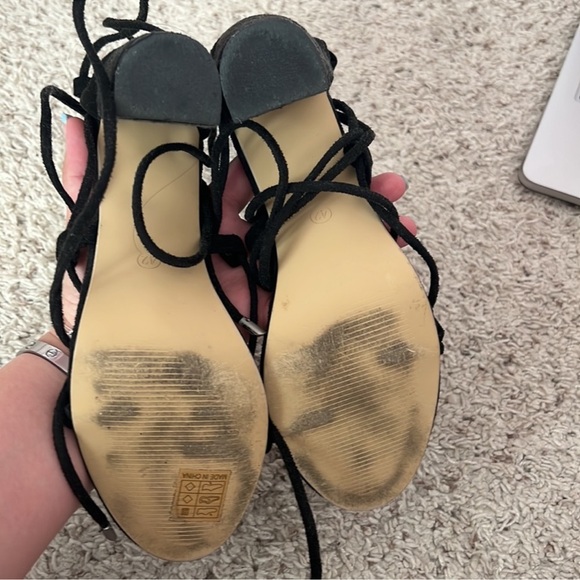 BLACK LACE UP SUEDE HEELS - Picture 3 of 6